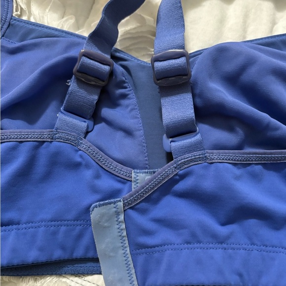 Lululemon Royal Blue Tata Tamer Supportive Bra with Sweetheart Neckline Size 36D - Picture 8 of 10